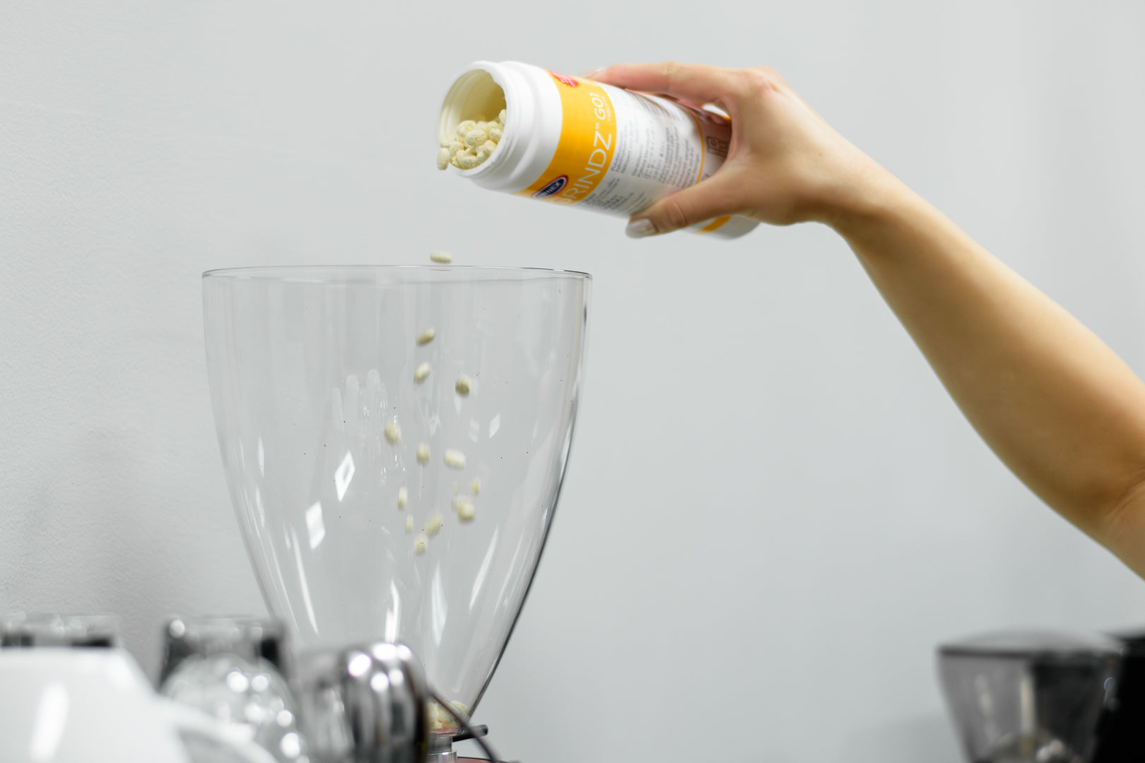 How to Clean Coffee Grinder for Single Origin Beans: Ultimate Guide